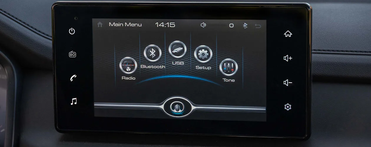RADIO CON PANTALLA TOUCH
